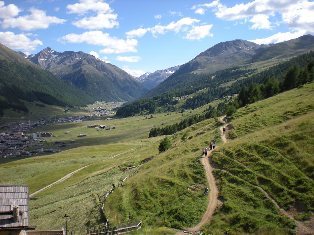 Alexander Charme Hotel Livigno Exterior foto