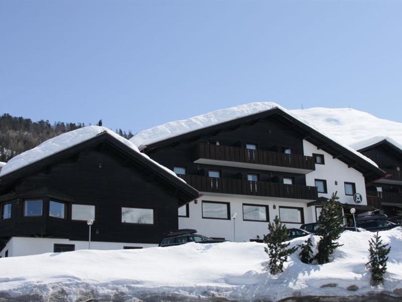 Alexander Charme Hotel Livigno Exterior foto